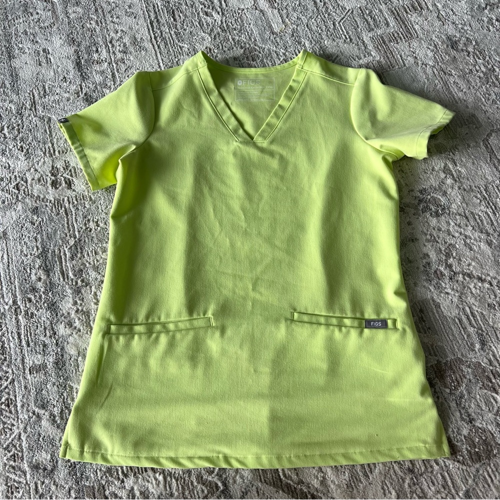 FIGS Limited Edition Sea Mist Catarina Scrub Top